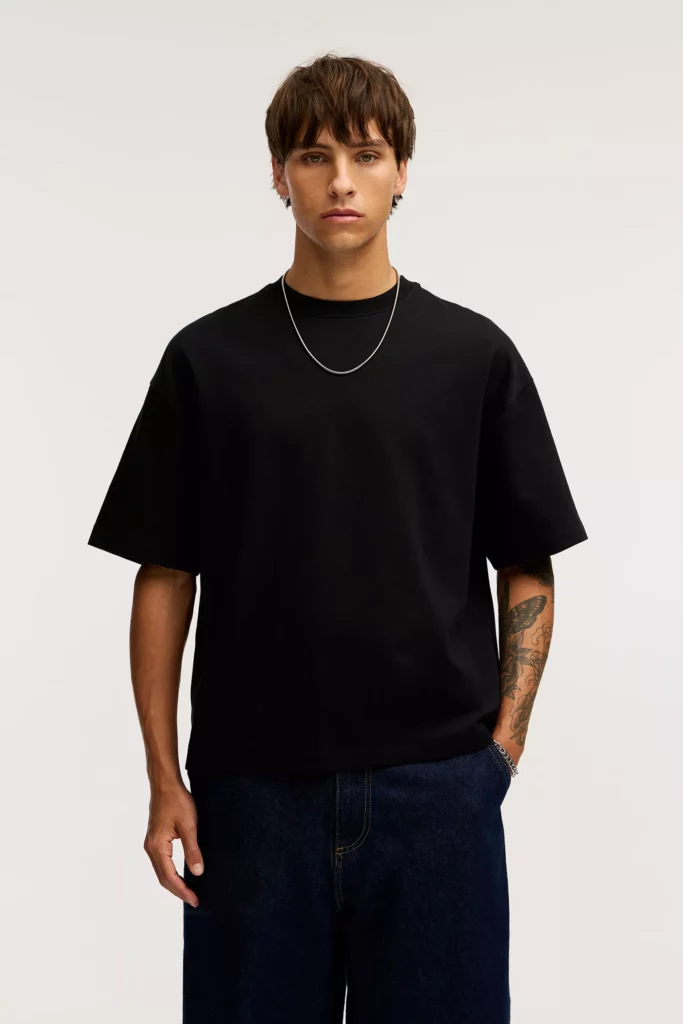 Camiseta Bruno Contemporáneo