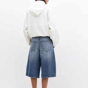 Chaqueta Arena de Caída Suave